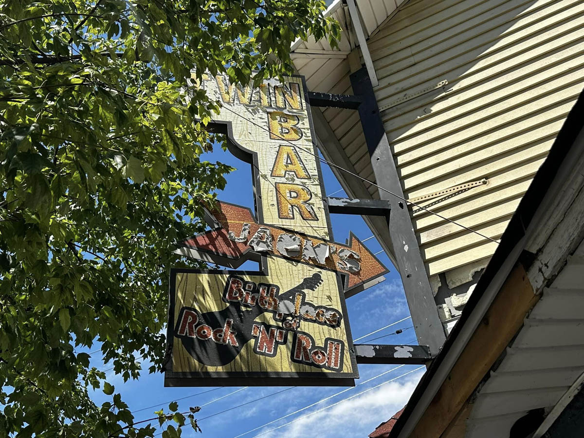 Musings-TwinBar1
