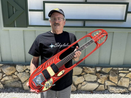 Al Hartel and the Mosrite “Surfrite” Guitar